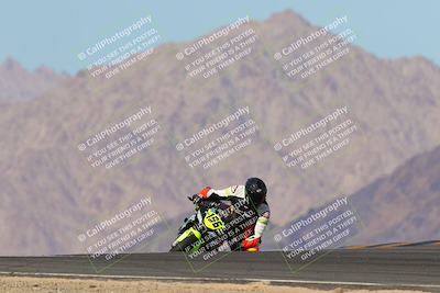 media/Oct-30-2022-CVMA (Sun) [[fb421c3cec]]/Race 11 Amateur Supersport Open/